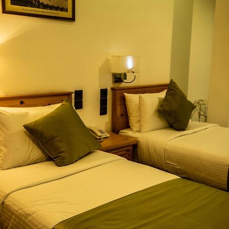 Hotel Ganthera Kandy Zewnętrze zdjęcie