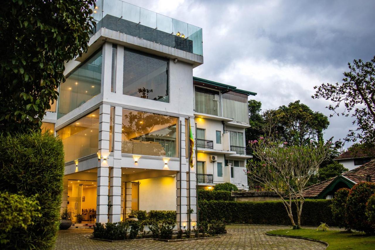 Hotel Ganthera Kandy Zewnętrze zdjęcie