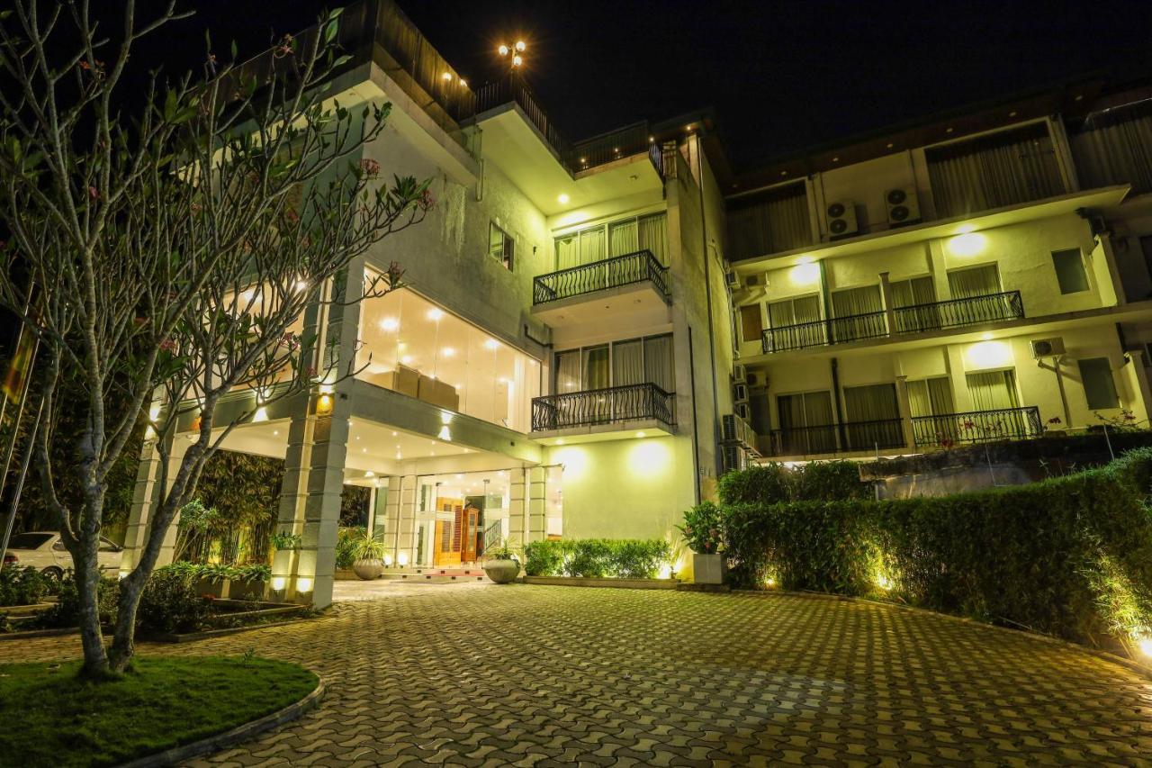 Hotel Ganthera Kandy Zewnętrze zdjęcie