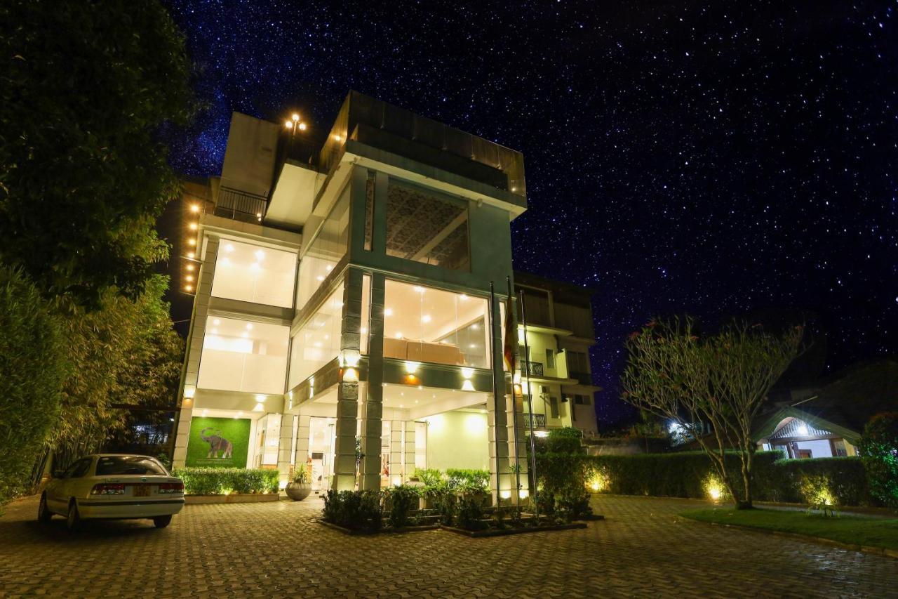 Hotel Ganthera Kandy Zewnętrze zdjęcie