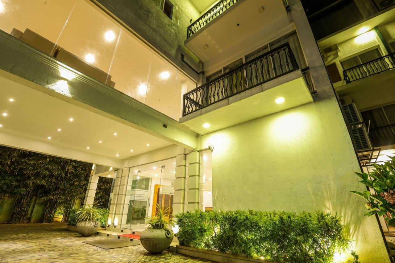 Hotel Ganthera Kandy Zewnętrze zdjęcie