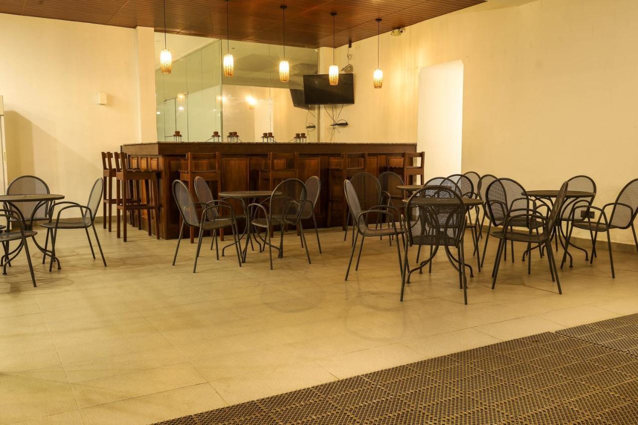 Hotel Ganthera Kandy Zewnętrze zdjęcie