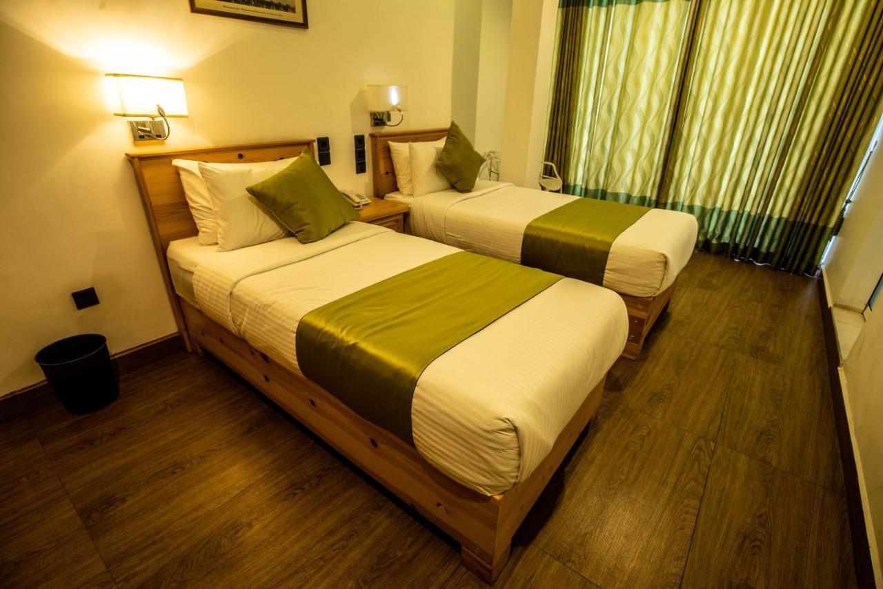 Hotel Ganthera Kandy Zewnętrze zdjęcie