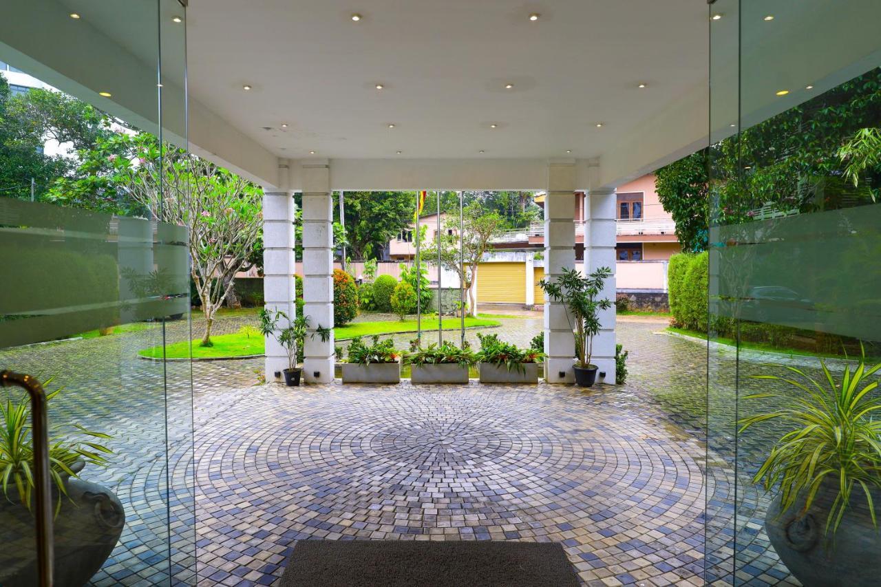 Hotel Ganthera Kandy Zewnętrze zdjęcie